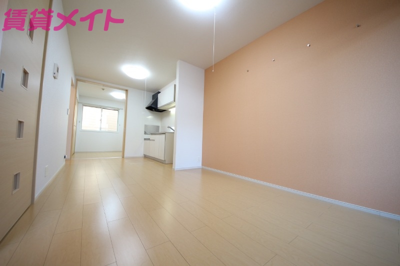 居室・リビング　同タイプの部屋写真です