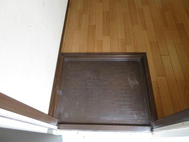 玄関　玄関床