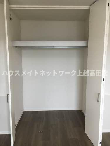 収納　クローゼット