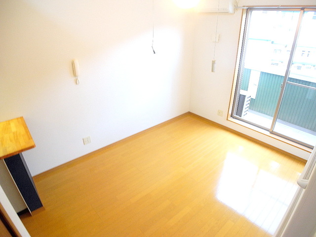 その他部屋・スペース　※同間取りの別のお部屋の画像です※現況を優先します