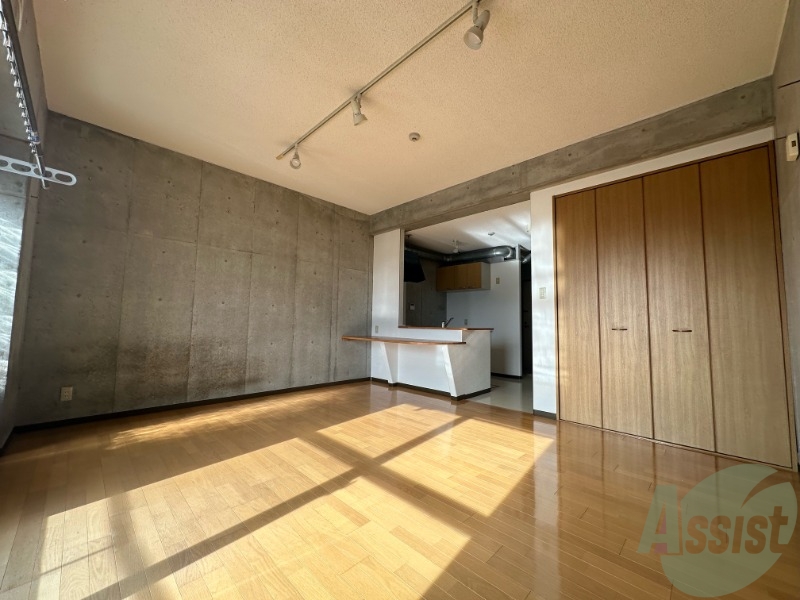 居室・リビング　広々キレイな１Ｒ、陽当たりも良好で過ごしやすい。