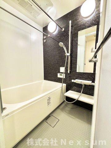 バス・シャワールーム　ゆったり過ごせるお風呂です