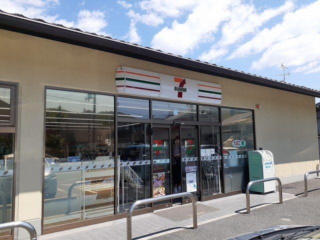 コンビニ　セブンイレブン　金閣寺前店（コンビニ）まで170m