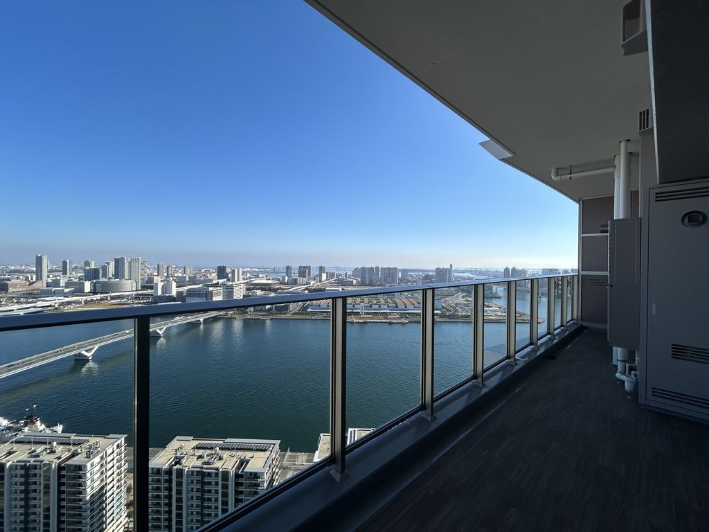 バルコニー　バルコニー