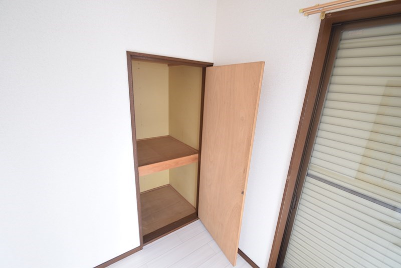 収納　同じ建物部屋の部屋です。参考写真