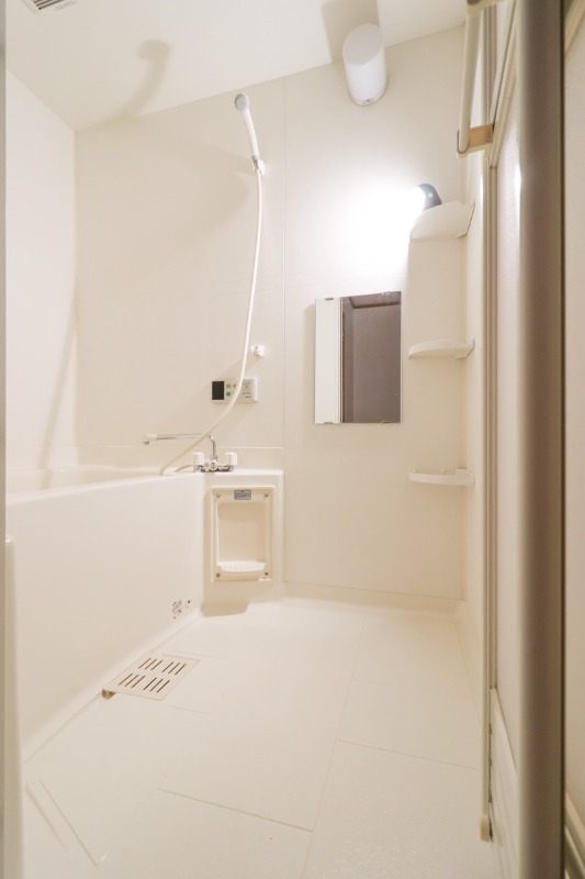 バス・シャワールーム　図面と現状に相違がある場合には現状を優先