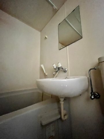 洗面設備　別号室の画像です。ご参考下さい