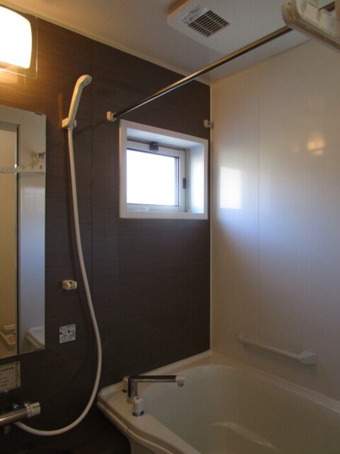 バス・シャワールーム　浴室
