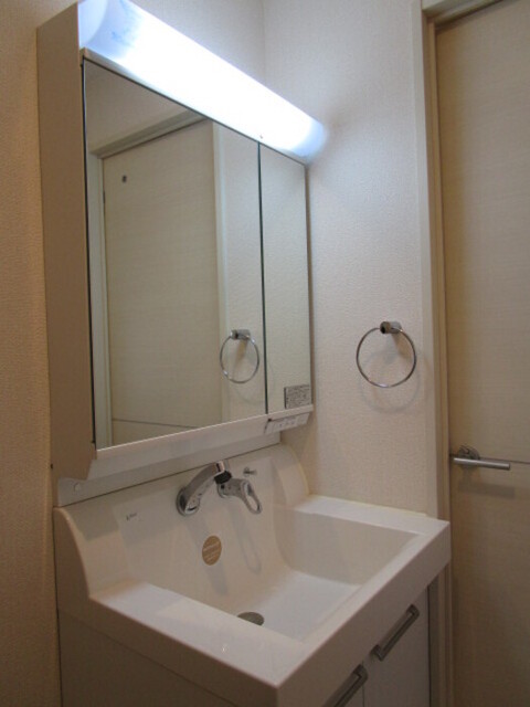 洗面設備　洗面室