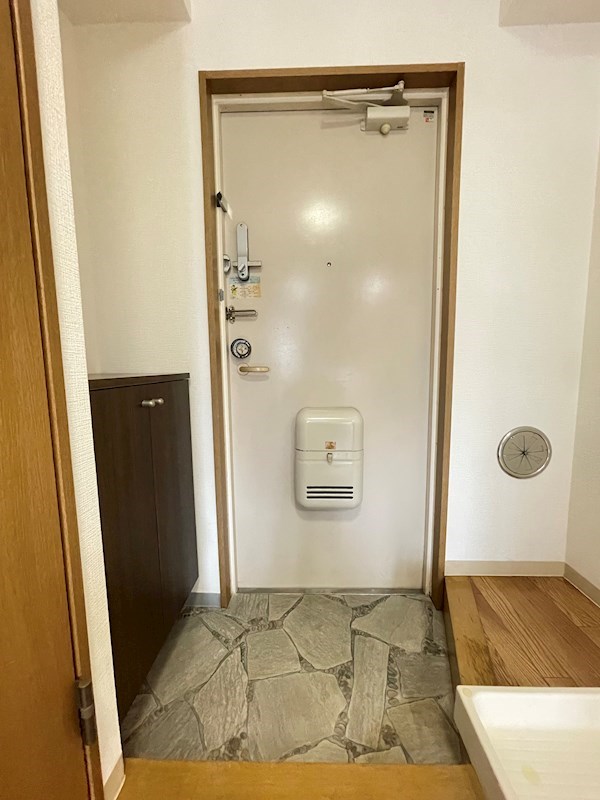 玄関　玄関はこんな感じです