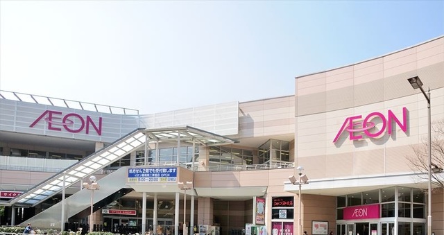 ショッピングセンター　イオン東雲ショッピングセンター（ショッピングセンター）まで495m