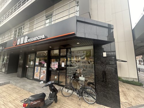 飲食店　吉野家 堺東駅前店（飲食店）まで402m