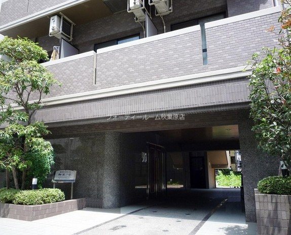 エントランス　★《見学予約受付中》当店では契約金がクレジット決済可能です★