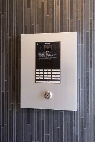 建物外観　オートロック