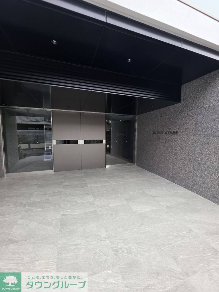 エントランス　エントランス