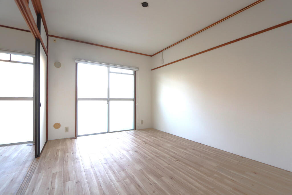 居室・リビング　モデルルームの写真です