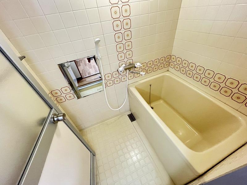 バス・シャワールーム　浴室