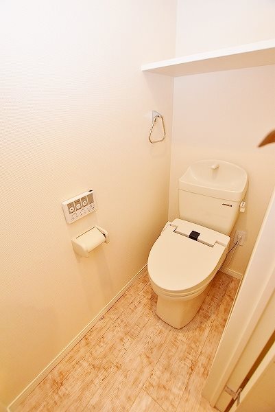 トイレ　★温水洗浄便座トイレ★