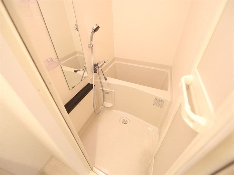 バス・シャワールーム　バスルーム　浴室暖房乾燥機付き