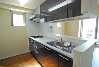 キッチン　キッチンでお料理をお楽しみください