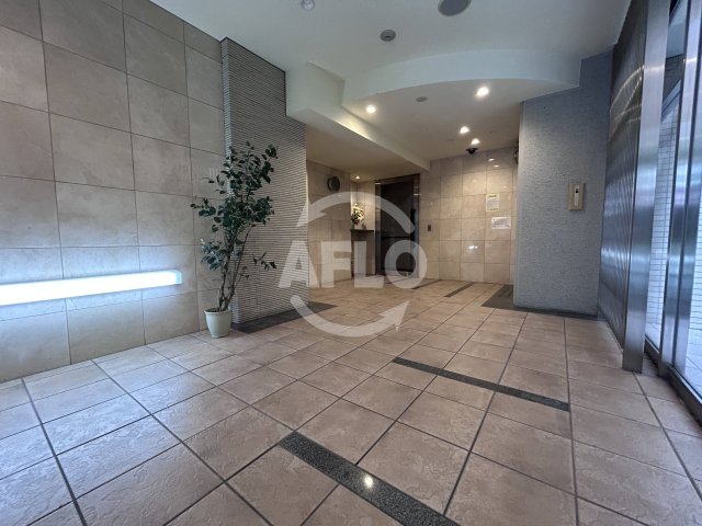 ロビー　LUMINOUS新大阪　ロビー