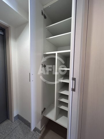 収納　LUMINOUS新大阪　シューズボックス