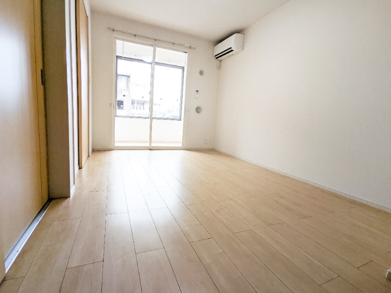 居室・リビング　図面と現状に相違がある場合には現状を優先