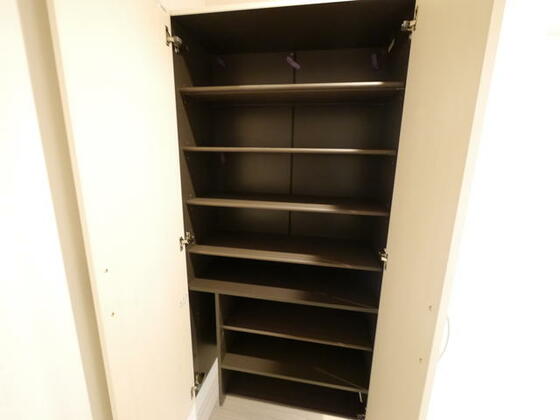 玄関　シューズボックス