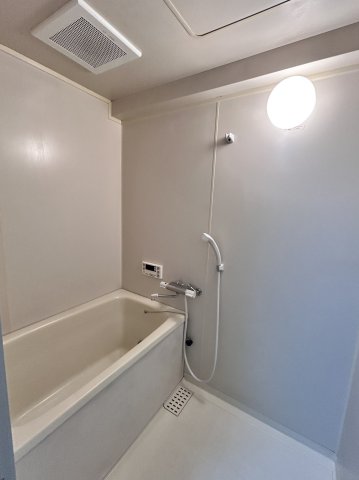 バス・シャワールーム　（※画像はイメージです、現況優先となります）