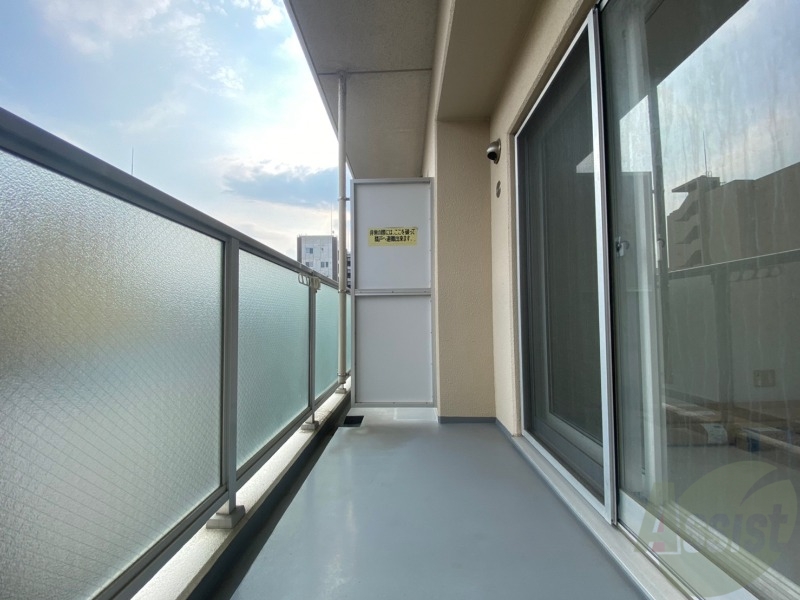 バルコニー　バルコニーです。洗濯物を干したり一息ついたりできますね！