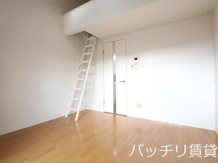 居室・リビング　同型タイプの為、現状優先となります。