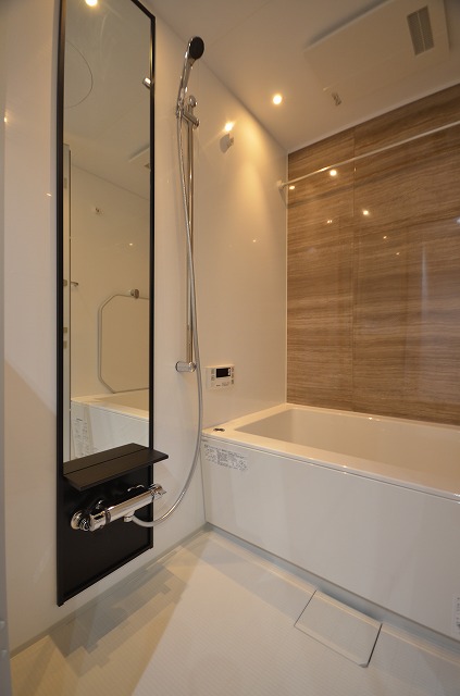 バス・シャワールーム　別号室の写真です