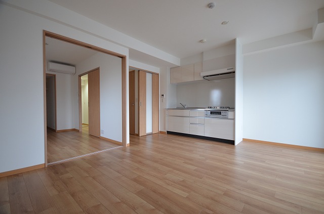 居室・リビング　別号室の写真です