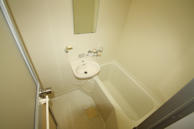 バス・シャワールーム　※参考写真の為、現況優先です。