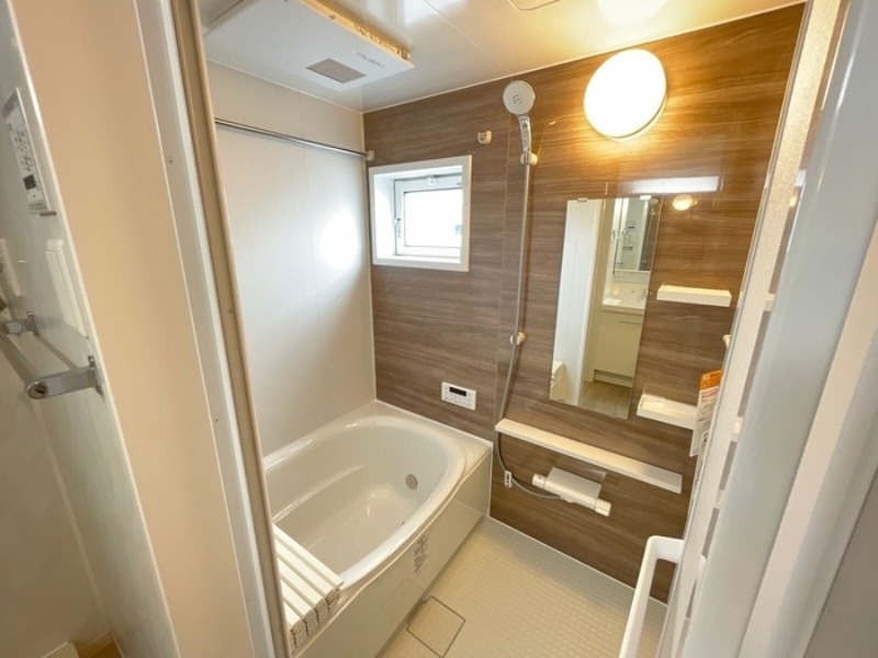 バス・シャワールーム　図面と現状に相違がある場合には現状を優先