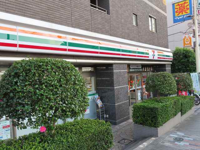 コンビニ　セブン－イレブン下板橋駅前店（コンビニ）まで246m