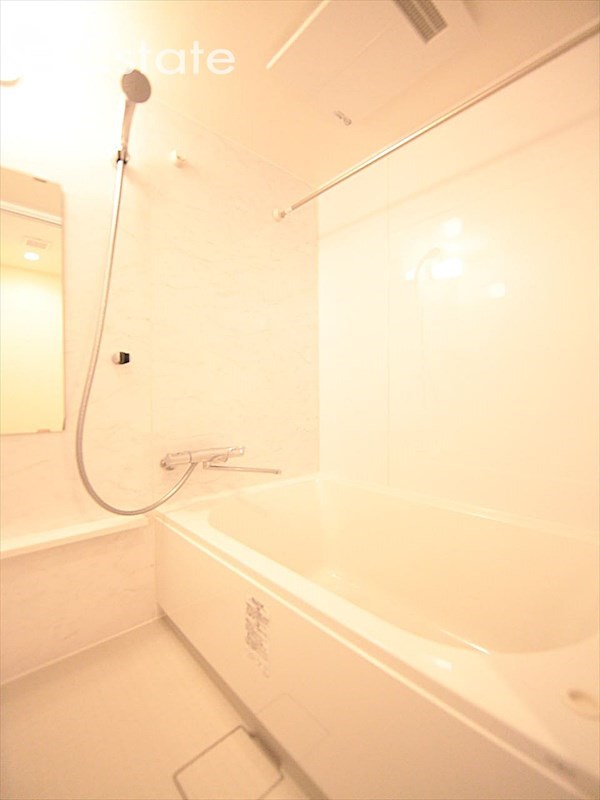 バス・シャワールーム　バスルーム