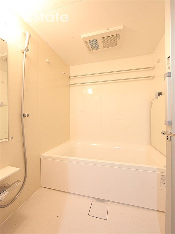 バス・シャワールーム　バスルーム