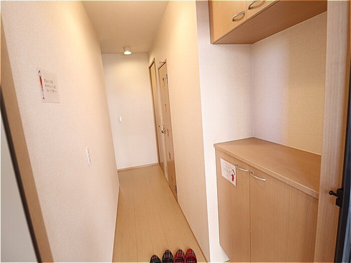 玄関　シューズボックス