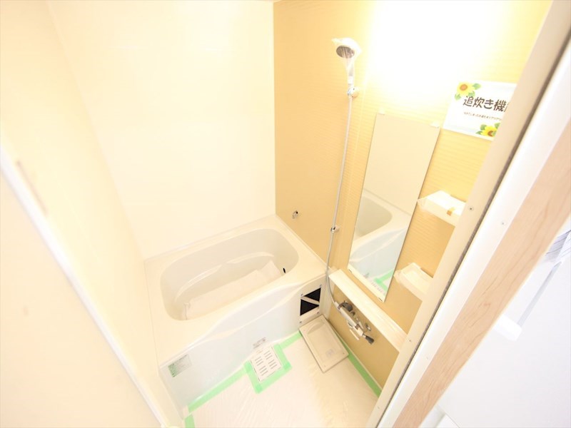 バス・シャワールーム　追い焚き・オートバス機能付お風呂