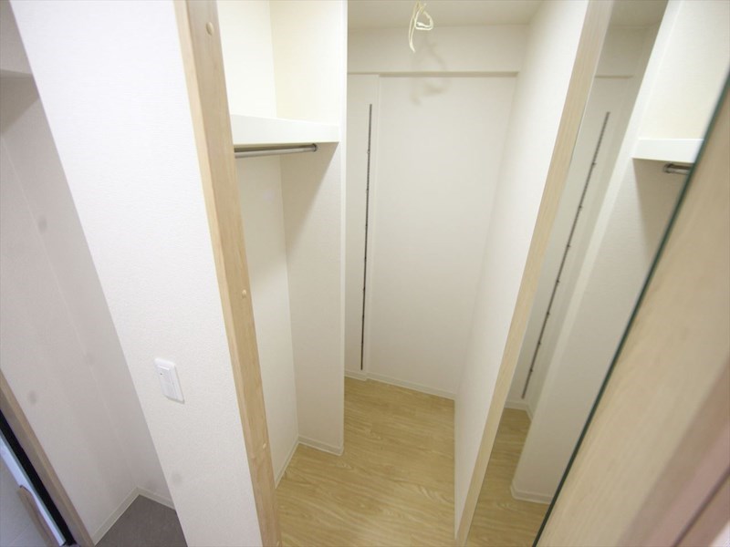 玄関　玄関　玄関収納有り（収納充実してます）