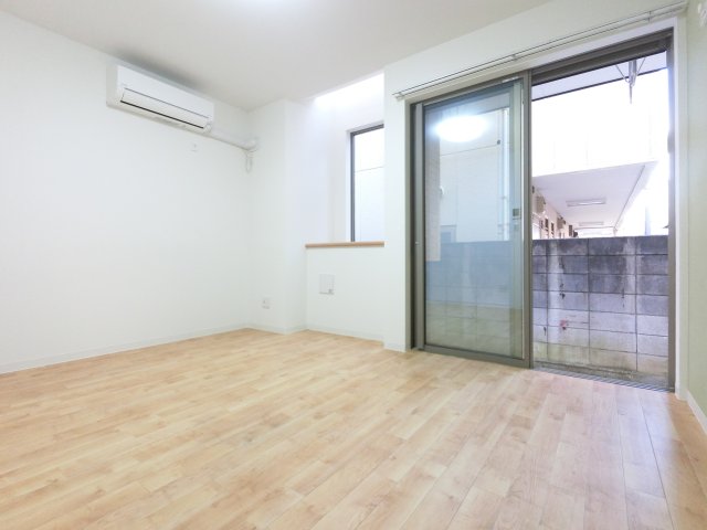 居室・リビング　※反転タイプ