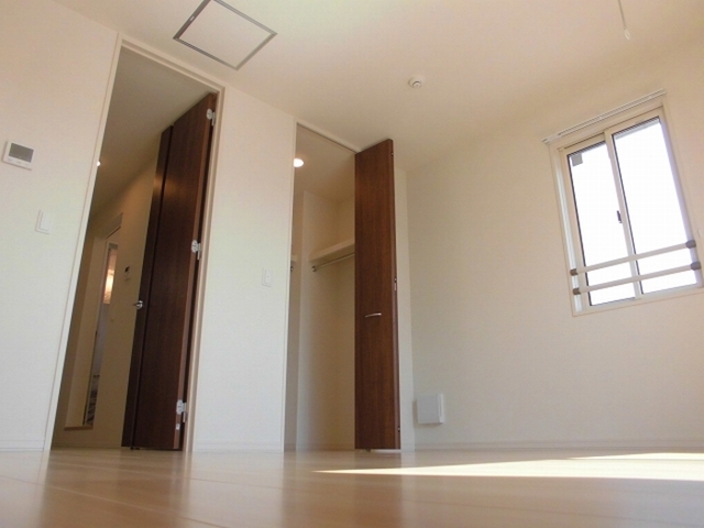 居室・リビング　洋室７．２８帖