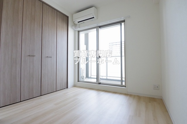 その他　別角度からの洋室です！