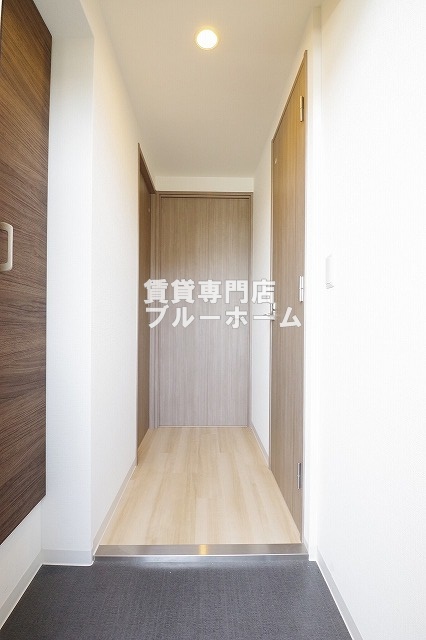 玄関　明るい玄関ですね！