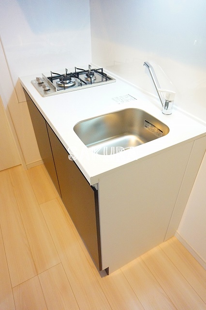 キッチン　広々使える快適な調理スペースです♪