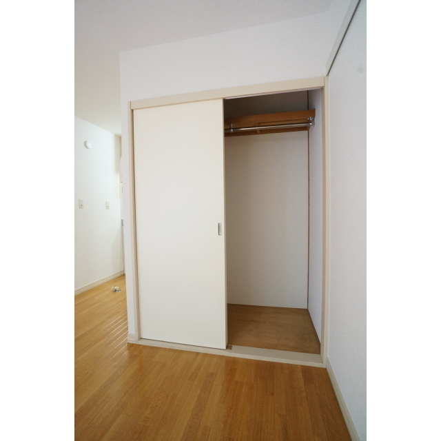 収納　※他のお部屋の写真です。実際とは異なる場合がございます。