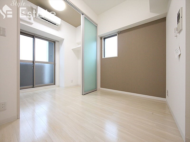 居室・リビング　内装