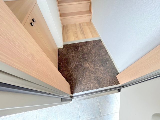 その他　玄関が大きいと、とても解放感があります。