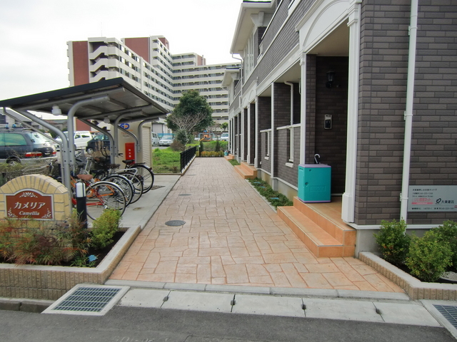 エントランス　玄関前